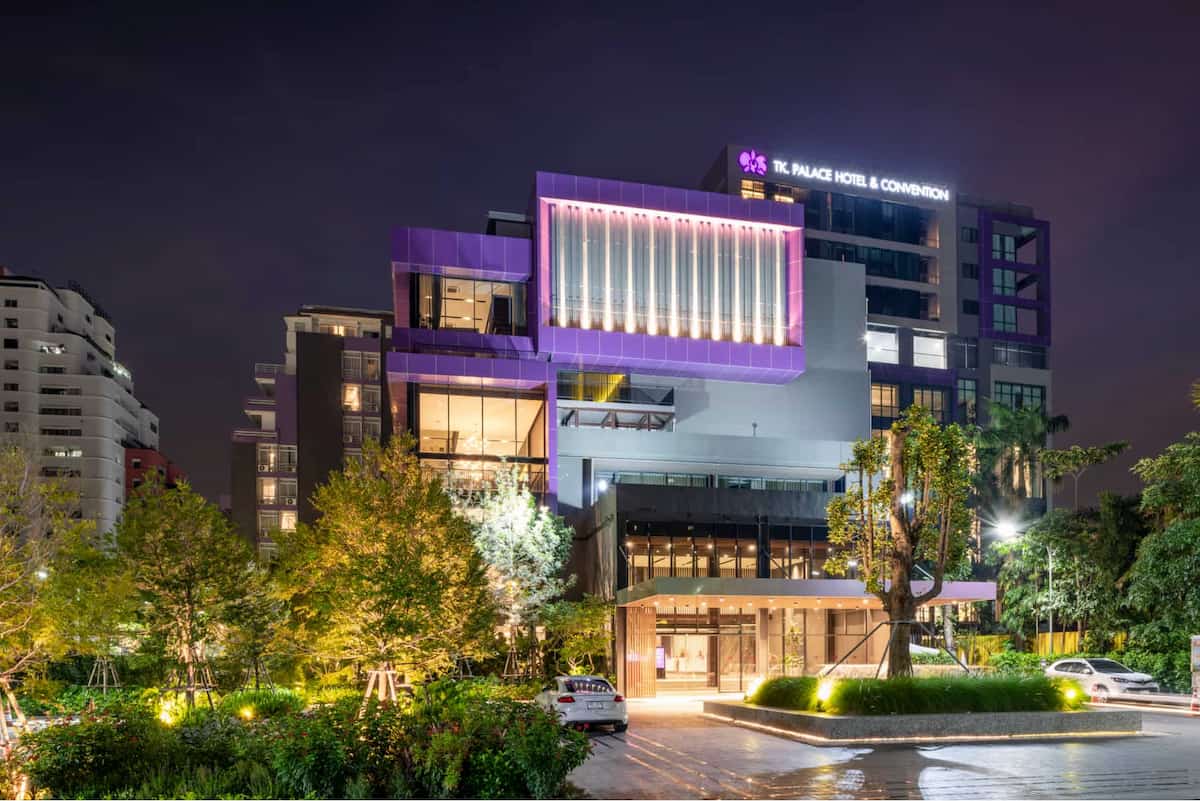 exterior-amenities-business-hotel-chaengwattana-1